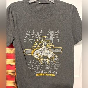 Buckle Black Graphic Tee with Bold Text